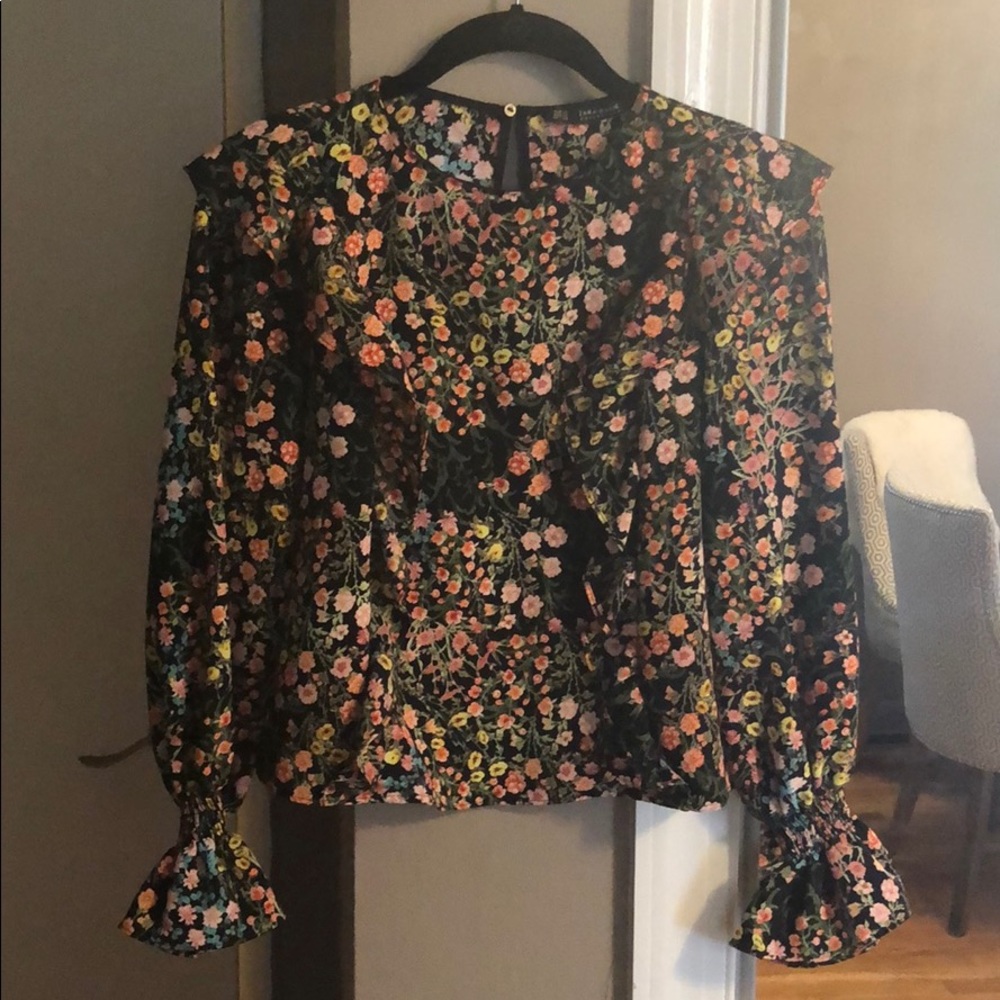 Zara Printed blouse with frills